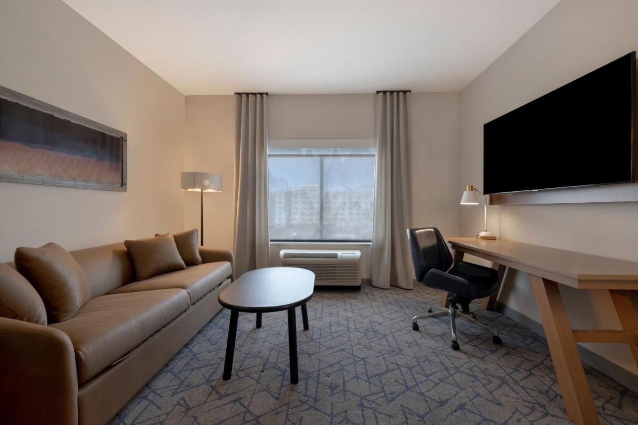 Fairfield By Marriott Inn & Suites Denver Airport At Gateway Park Экстерьер фото